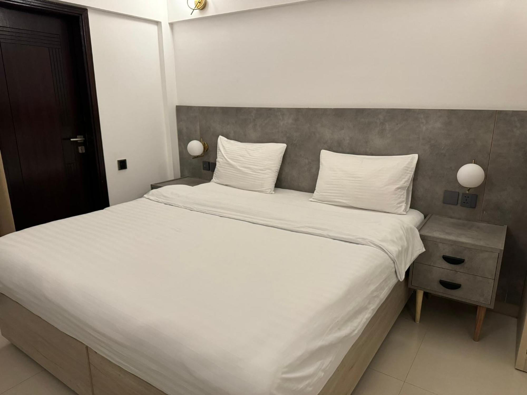 Hamsun Apart Hotel Clifton Karachi Exterior foto